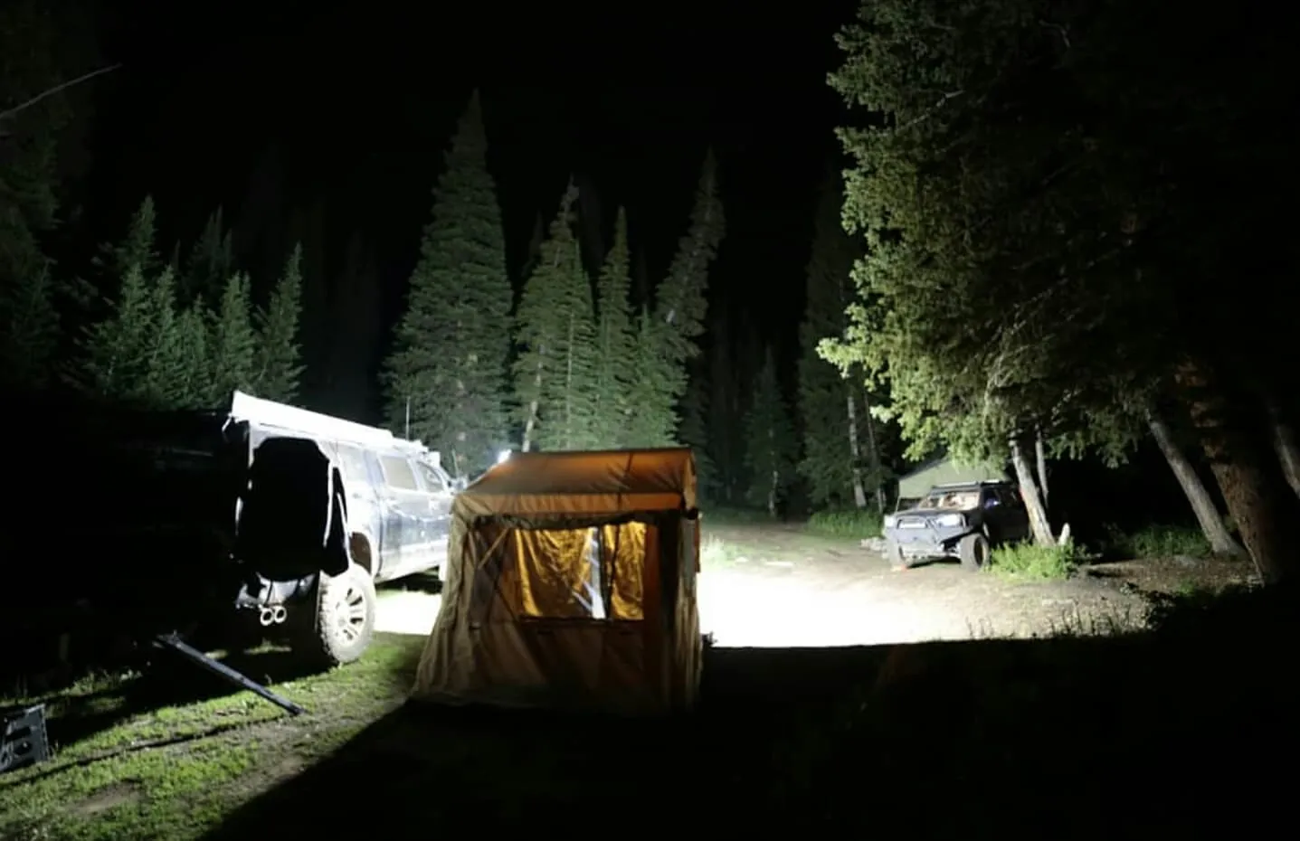 AWNING AND TENT LIGHTS - HARD KORR EZY-FIT LIGHT